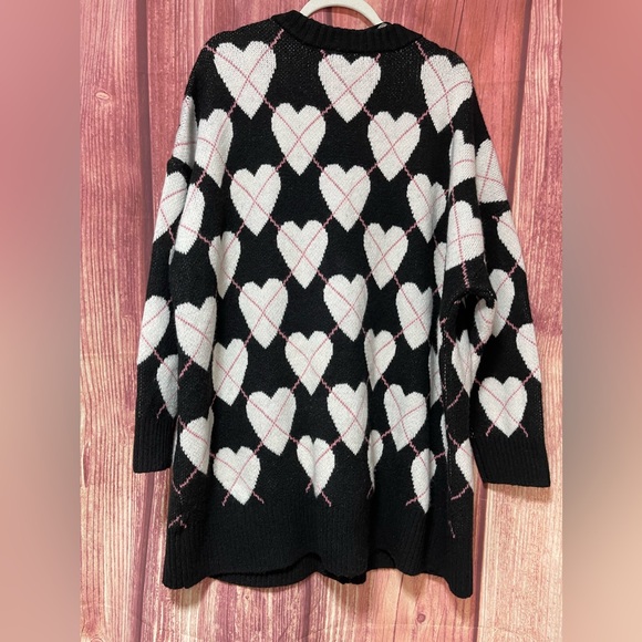 Torrid vegan cashmere oversized long sleeve V-neck heart cardigan sweater 3X - Picture 14 of 17